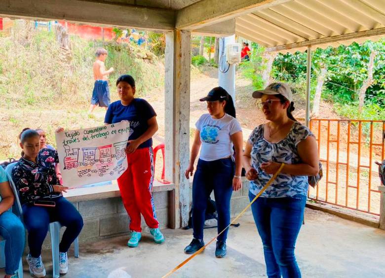 Amorr impulsa la economía de mujeres rurales de Ituango