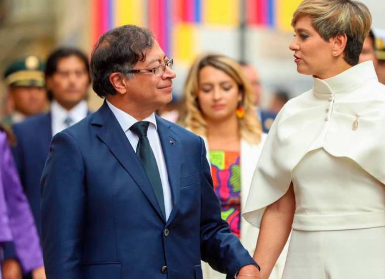 Gustavo Petro, presidente de Colombia; y Verónica Alcocer, primera dama de la Nación. FOTO: Presidencia.
