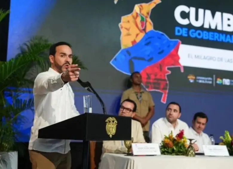 El anuncio lo confirmó el ministro del Interior, Rodrigo Lara, a través de un mensaje que publicó en su cuenta de X. Foto: Redes sociales @Rodrigo_Lara_