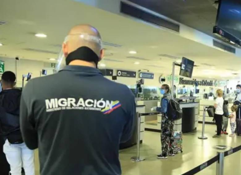 Un informe del Migration Policy Institute mostró que Colombia ocupa el sexto lugar entre los países con más inmigrantes indocumentados en Estados Unidos, tras registrar un aumento de 262.000 personas desde 2019. FOTO: MINISTERIO DE TRANSPORTE DE COLOMBIA.