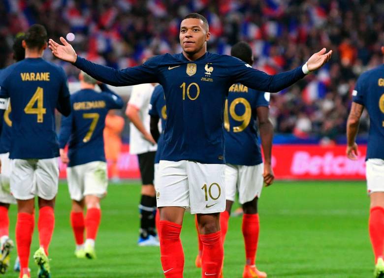 El delantero francés se está preparando para jugar e Mundial de Qatar 2022 con la selección de su país, con la que buscará repetir el título que consiguieron en 2018. FOTO: TOMADA DE TWITTER @PSG_inside
