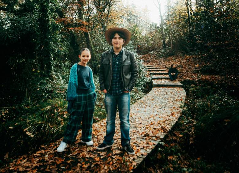 Isaac et Nora regresan a Colombia para enamorar con su voz