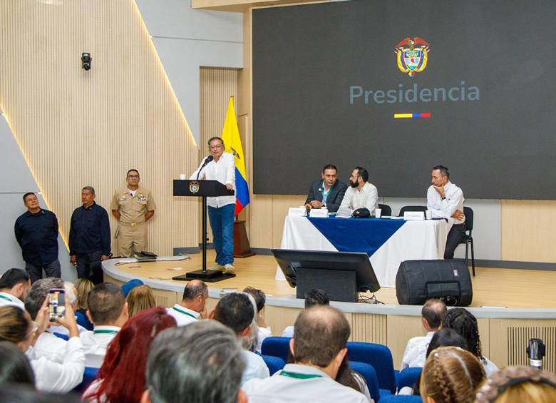 El presidente Gustavo Petro durante el lanzamiento del Instituto Colombiano del Petróleo y Energías de la Transición ICPET en Piedecuesta, Santander. FOTO: Presidencia.