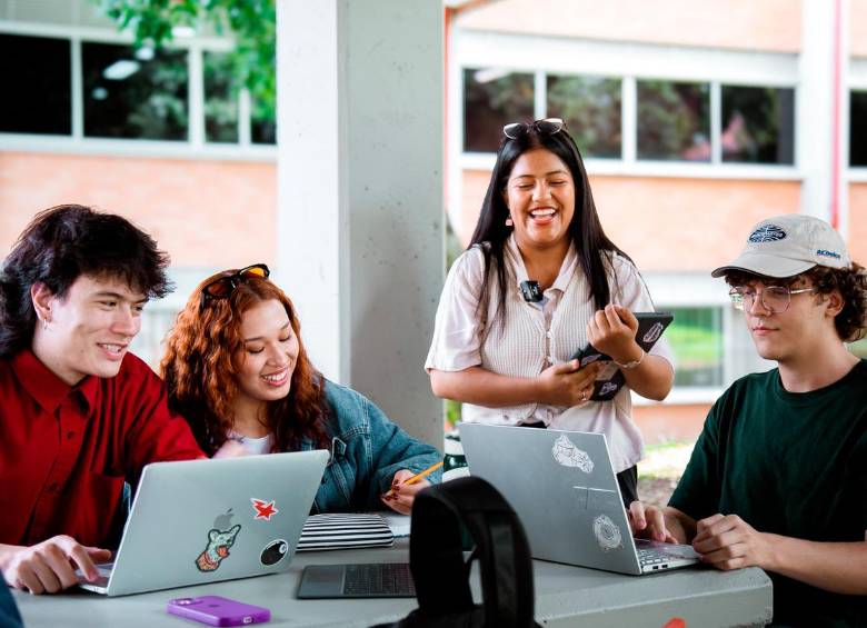 Alcaldía de Medellín abrió inscripciones para 15 cursos gratuitos en formación digital 