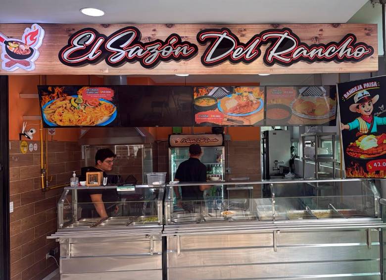 Sazón del Rancho, restaurante contiguo a los comercio de El Hueco. FOTO CORTESÍA