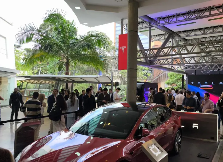 Apertura del centro de experiencia en El Tesoro, Medellín.