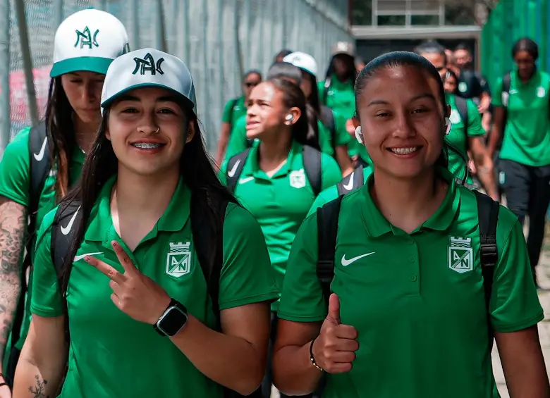 En la imagen aparece el plantel femenino de Atlético Nacional. FOTO @naloficialfem