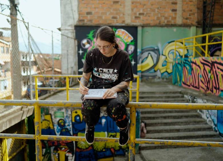 4 Elementos Eskuela es un proceso de formación gratuito que creado en el año 2003 por los integrantes de la agrupación artística Crew Peligrosos para promover y perpetuar los conceptos de la cultura Hip-Hop. Foto Colprensa/4Eskuela. 