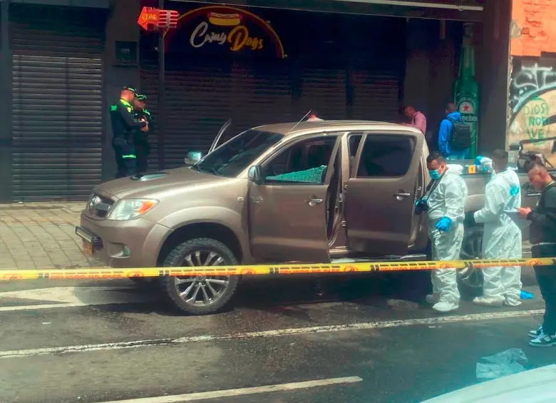 En esta camioneta se movilizaba el expolicía John Jairo Mazo Paniagua, de 44 años, quien sería un testigo estrella de un caso de corrupción policial. FOTO: CORTESÍA