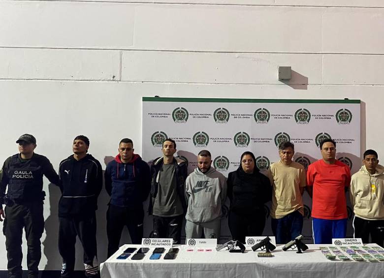 Imagen de los capturados de ‘La Matecaña’. Los 16 procesados quedaron vinculados a las investigaciones por los delitos que les fueron imputados, de acuerdo con la participación que la Fiscalía atribuye individualmente a cada uno. FOTO: Fiscalía.
