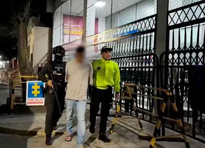 Los cinco implicados fueron capturados en una redada simultánea que se realizó en Medellín, Barranquilla y Malambo. FOTO: Cortesía Policía Nacional