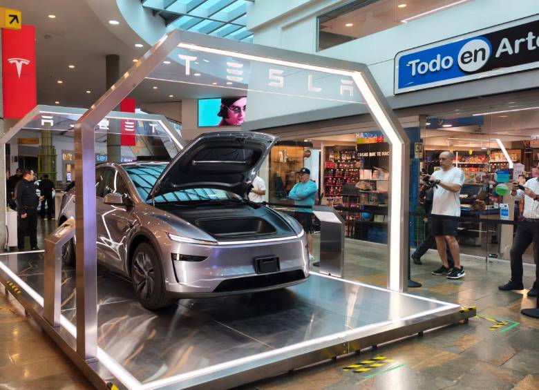 Tesla en Medellín.
