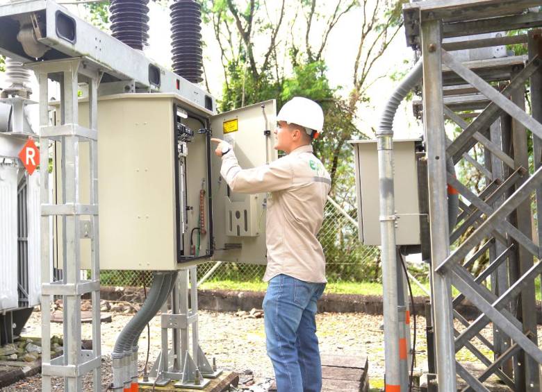 Las subestaciones de energía cumplen un papel fundamental en el sistema eléctrico: reciben la energía en altos voltajes, la transforman a niveles adecuados y la distribuyen a distintas zonas del territorio. FOTO: Cortesía EPM