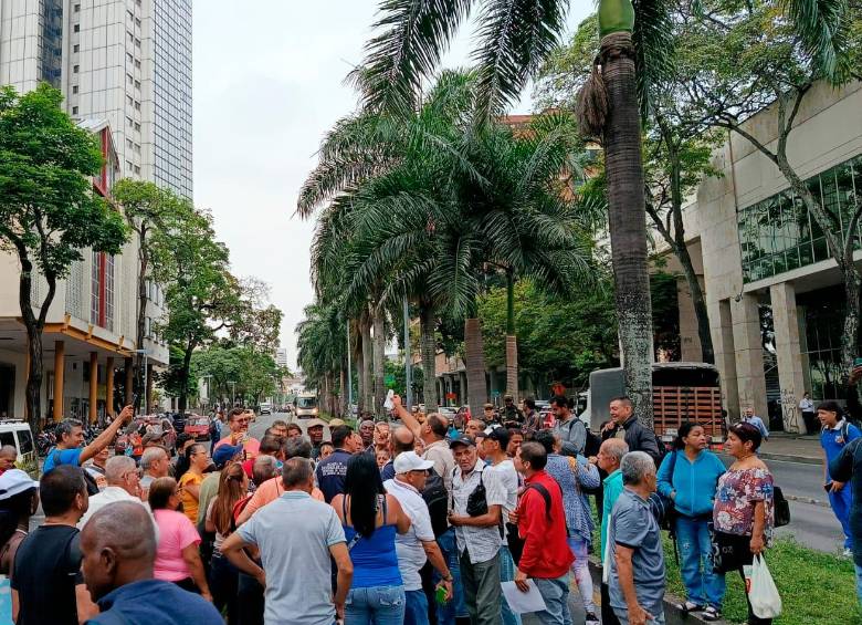 En Cali, capital del Valle del Cauca, se presentaron aglomeraciones en las sedes de entrega de medicamentos. FOTO CORTESÍA