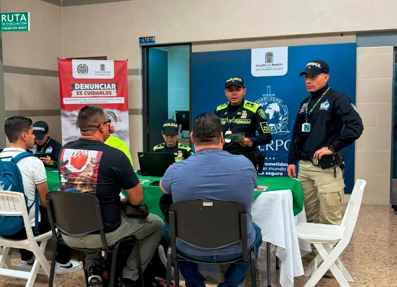 Las autoridades migratorias de Medellín intensificaron los operativos contra los turistas extranjeros, principalmente aquellos con antecedentes judiciales por delitos sexuales contra los menores de edad. FOTO: Cortesía Alcaldía de Medellín