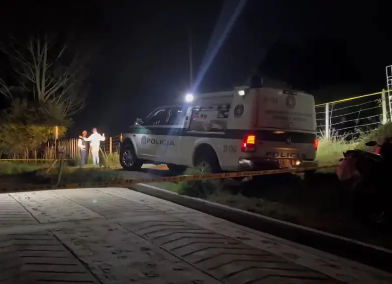 Los cuerpos sin vida de las cuatro personas, tres venezolanas y una colombiana, fueron encontrados en la vereda Altos del Mercado, en la ruralidad de Marinilla. FOTO: CORTESÍA