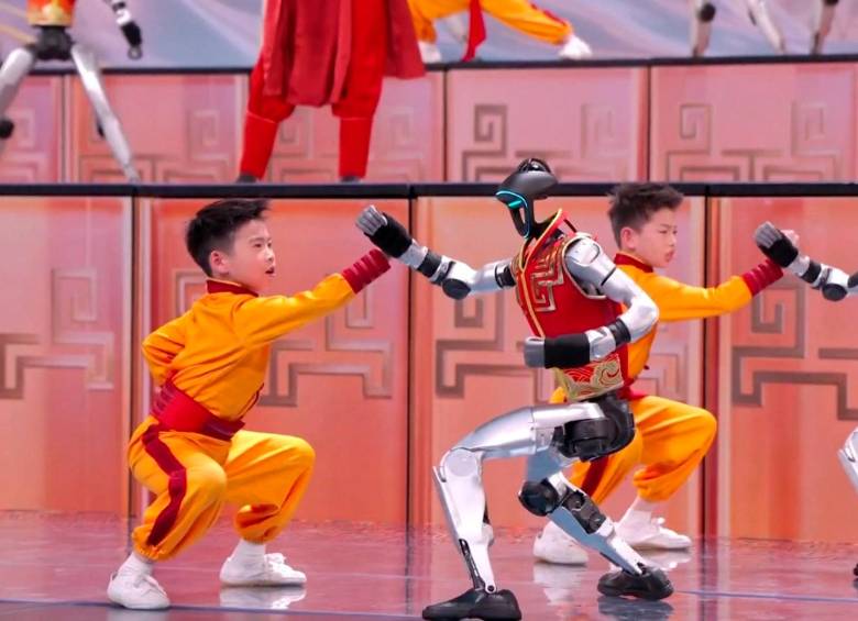 Se estima que China venda 28.000 robots este año. FOTO GETTY.