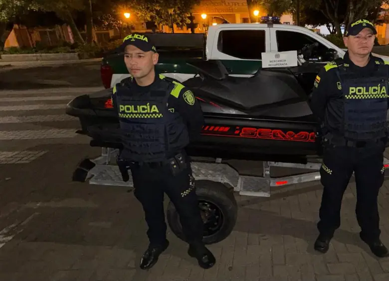 El lujoso vehículo había sido reportado como robado desde 2024 en el Valle del Cauca. FOTO: Cortesía Policía de Antioquia