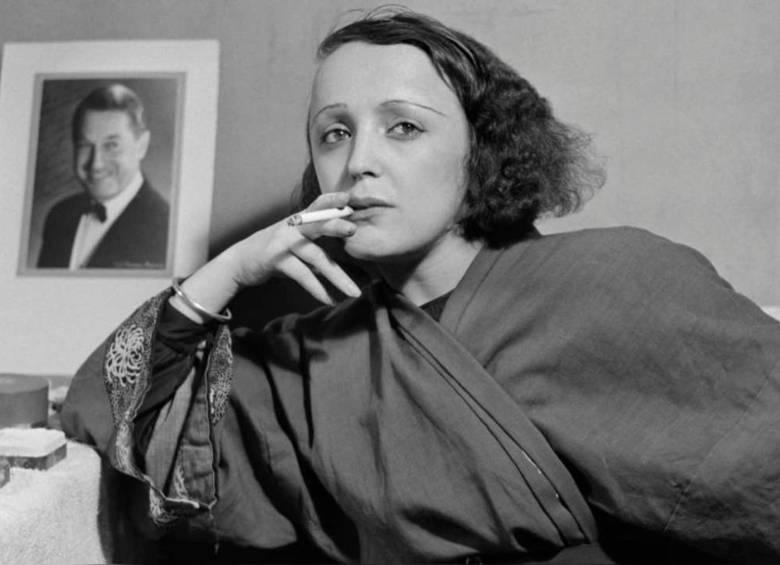 Édith Piaf falleció el 11 de octubre de 1963 en Plascassier. Cerca de 40 mil personas desfilaron en silencio por París hasta su tumba. FOTO: AFP