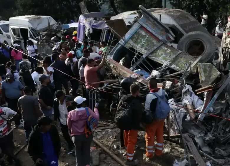 Bloqueos y daños en vías del suroccidente de Colombia tras recientes atentados atribuidos a grupos armados. Imagen: Santiago Saldarriaga/AP Photo/picture alliance