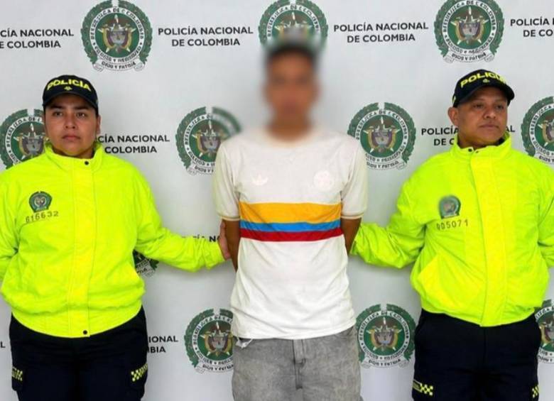 El detenido se aprovechó de la confianza que tenía con una de las menores de edad para convencerla, junto a otra compañera de 12 años, de no ingresar a clases y llevarlas hasta su residencia. Foto: Cortesía