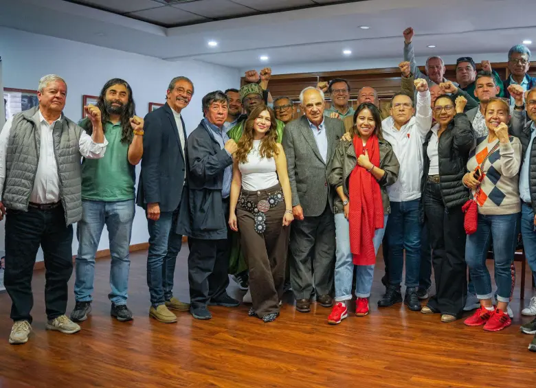 Comenzó la conformación del Frente Amplio para las elecciones. En la foto aparece Roy Barreras junto al expresidente Ernesto Samper. Foto: Redes sociales.