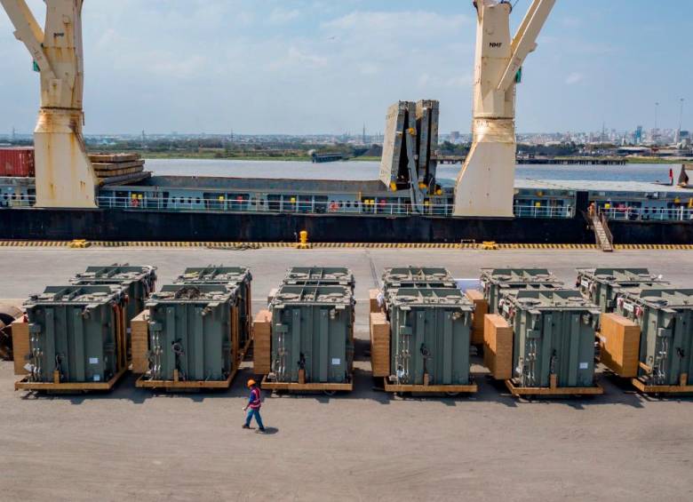 Los generadores están en el puerto de Barranquilla. Foto: Cortesía. 