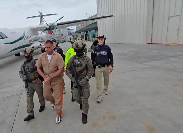 Geovany Andrés Rojas (“Araña”) fue extraditado a Estados Unidos el 25 de septiembre de 2026, desde Bogotá. FOTO: CORTESÍA DE LA POLICÍA.