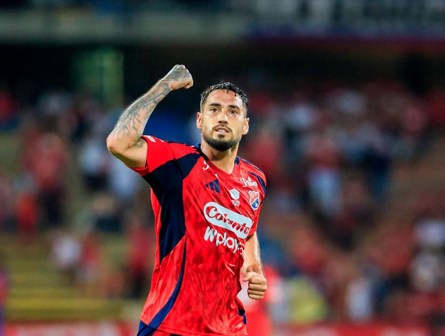 El delantero argentino Francisco Fydriszewski anotó uno de los dos goles con lo que el Medellín ganó en Uruguay el juego de ida. Foto: Camilo Suárez