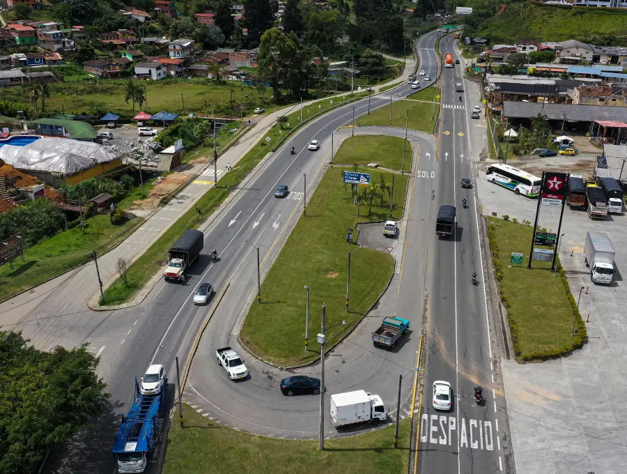 El tramo entre Medellín y El Santuario será administrado por Invías desde el próximo sábado, como parte de la finalización de los proyectos viales de primera generación (1G). <b><span class="mln_uppercase_mln"> </span></b>FOTO<b><span class="mln_uppercase_mln"> MANUEL SALDARRIAGA</span></b>