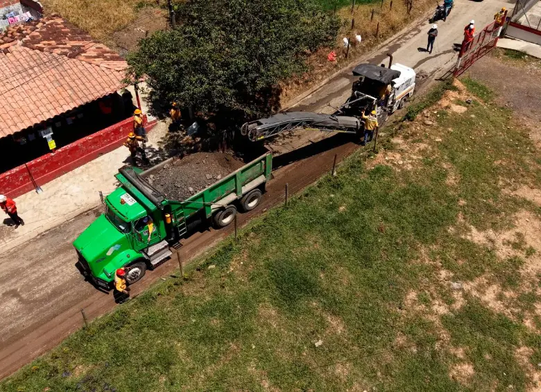 Las obras buscan conectar mejor a los corregimientos para que sus habitantes puedan desarrollar sus actividades económicas. FOTO: ALCALDÍA