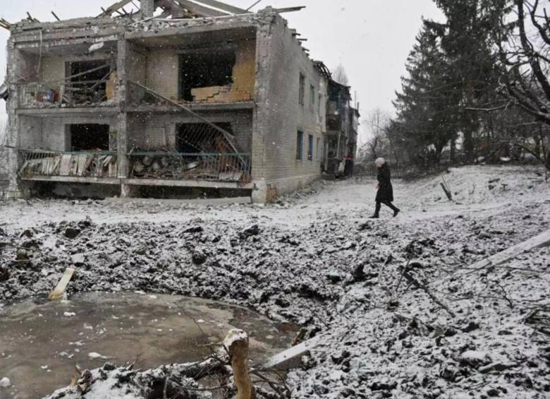 Más de un millón de ucranianos despertaron a oscuras tras un masivo bombardeo ruso con drones, misiles y municiones de racimo. Foto: AFP 