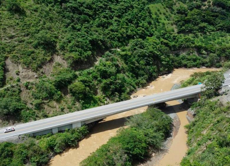 La Autopista al Mar 2 va entre Cañasgordas y Necoclí, tramo final de la nueva conexión entre Medellín y Urabá. FOTO: CORTESÍA