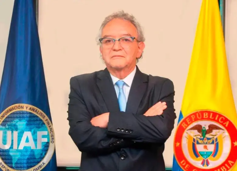 En el gobierno de Gustavo Petro, Jorge Lemus ha pasado por las direcciones de la DNI y la UIAF, las principales agencias de inteligencia estatal. FOTO: CORTESÍA UIAF.