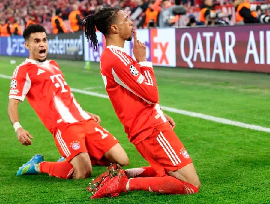 Luis Díaz y Michael Olise, dos de las figuras del Bayern Múnjch. FOTO AFP
