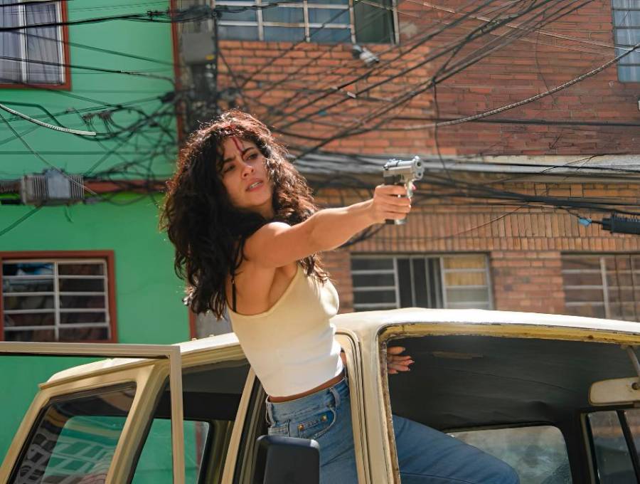 La actriz paisa Juanita Molina durante la grabación de una escena. Foto Cortesía.