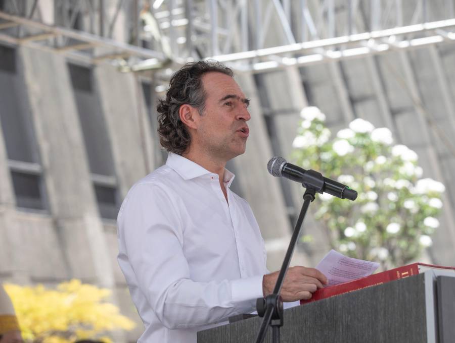Federico Gutiérrez, alcalde de Medellín, pidió a la Defensoría del Pueblo investigar la participación de funcionarios de esa entidad durante un evento en el que se pintó un mural. Foto: EL COLOMBIANO