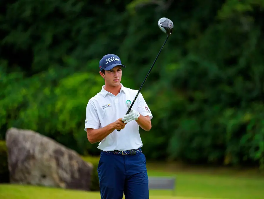 El colombiano Tomás Restrepo durante la última ronda del Toyota Junior World Golf Cup que se disputó en Japón. FOTO CORTESÍA FEDEGOLF