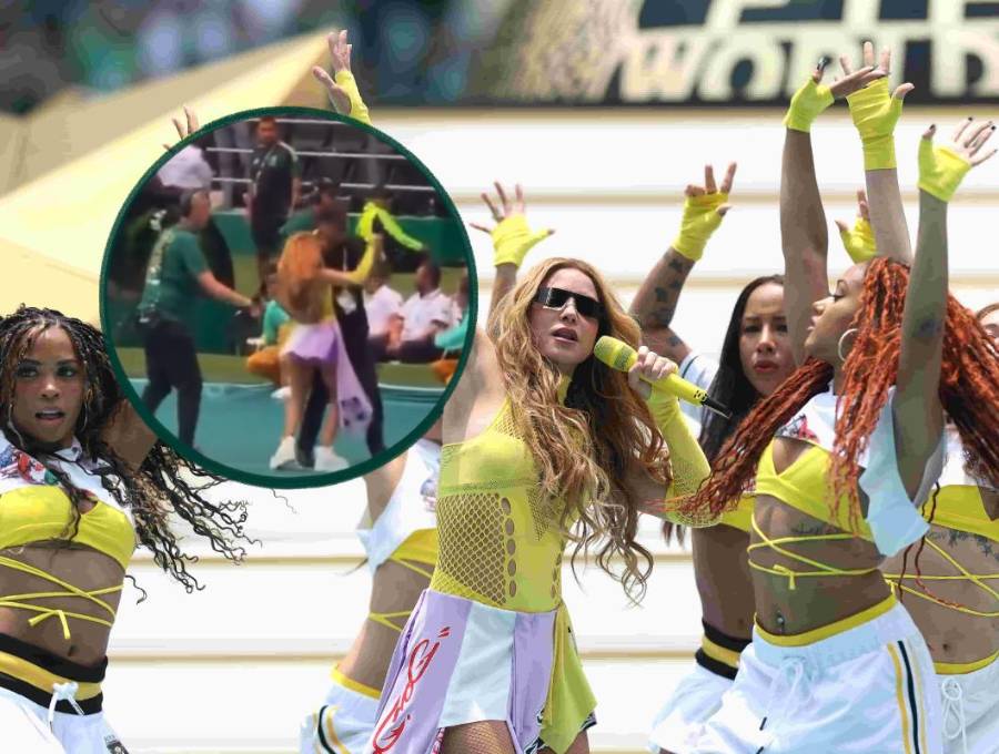 Tras estrenar en vivo el himno oficial del Mundial 2026, Shakira protagonizó un momento viral al quedarse bailando merengue en plena cancha. FOTO: AFP, redes sociales.