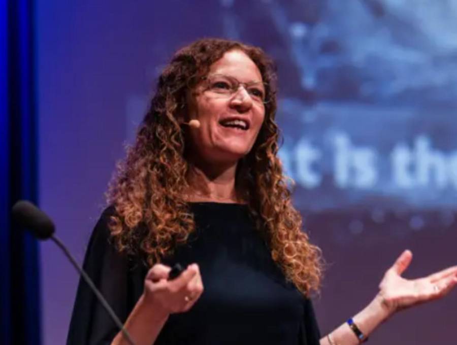 Amina Helmi, la científica argentina que recibió el Premio Kavli. Foto: redes sociales @kavliprize