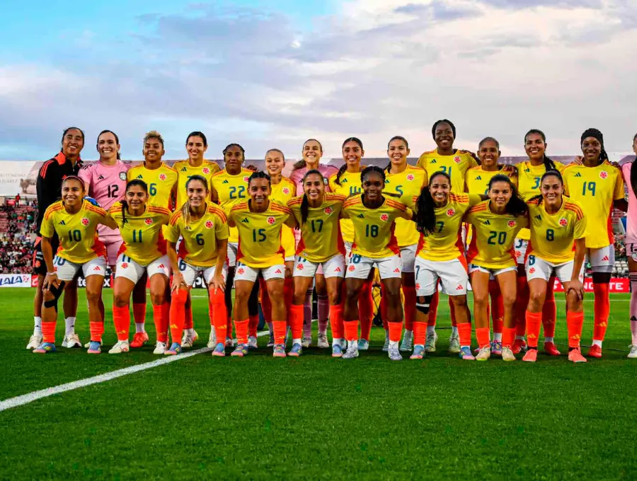 El técnico Ángelo Marsiglia entregó la lista de las 23 convocadas para la Copa América que se disputará en Ecuador, desde el 12 de julio. FOTO FCF