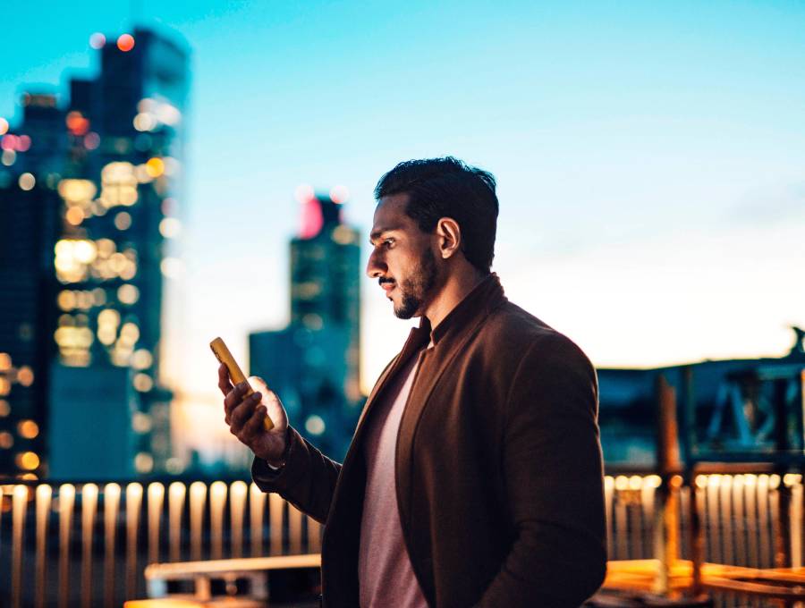 Son los jóvenes menores de 35 años los uqe más están usando la IA. FOTO Francisco J. Olmo / Europa Press
