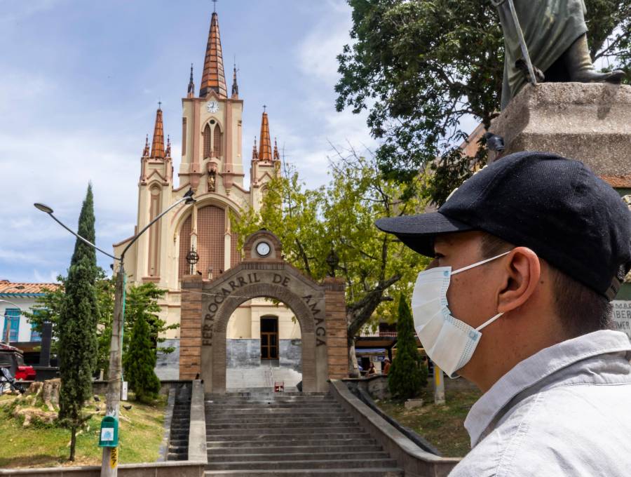 La Alcaldía de Amagá le pidió a la comunidad que si siente que las emisiones los han afectado, eleven una acción jurídica.<b><span class="mln_uppercase_mln"> </span></b>FOTO<b><span class="mln_uppercase_mln"> camilo suárez</span></b>