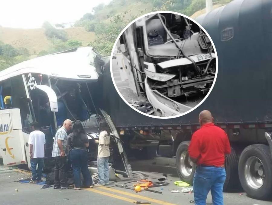 El accidente ocurrió en la vía Medellín-Manizales, a unos 27 kilómetros de La Pintada, en el sector de Las Felicias, Caldas. Foto: Cortesía
