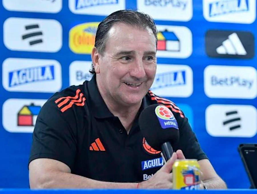 El técnico Néstor Lorenzo habló en rueda de prensa sobre los duelos ante Croacia y Francia, que se desarrollarán este jueves y domingo en Estados Unidos. FOTO CORTESÍA FCF