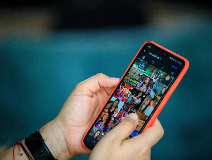 En Europa, Noruega también estudia la posibilidad de restringir el acceso de las redes sociales a los menores de edad. Imagen de referencia. FOTO: Camilo Suárez