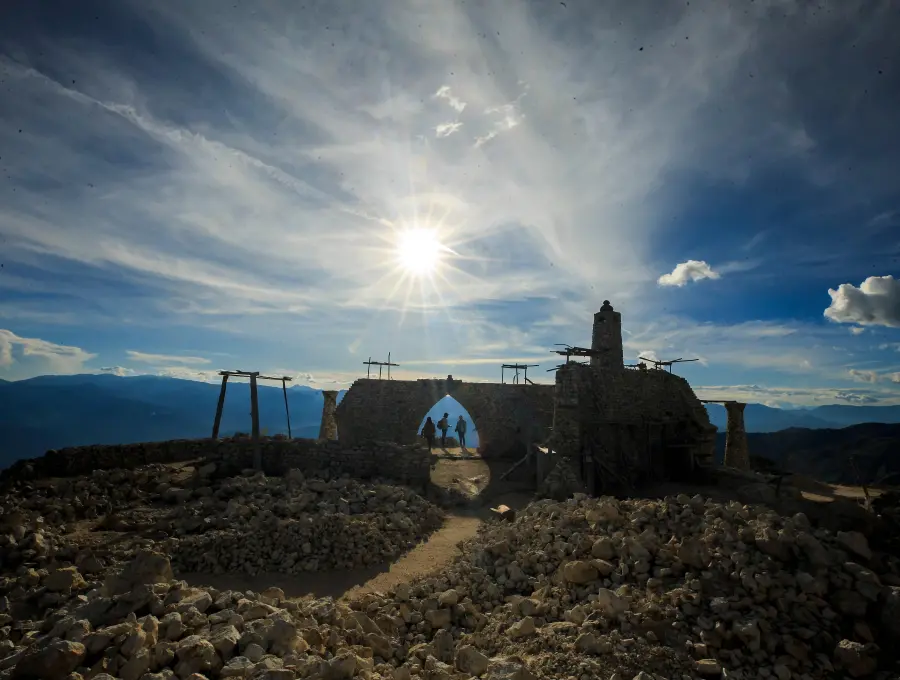 Belmira, desde el pico del cerro donde se levanta se disfruta de una panorámica excepcional del río Cauca y la cordillera Occidental. <b><span class="mln_uppercase_mln"> </span></b>FOTOS <b>CAMILO SUÁREZ</b>