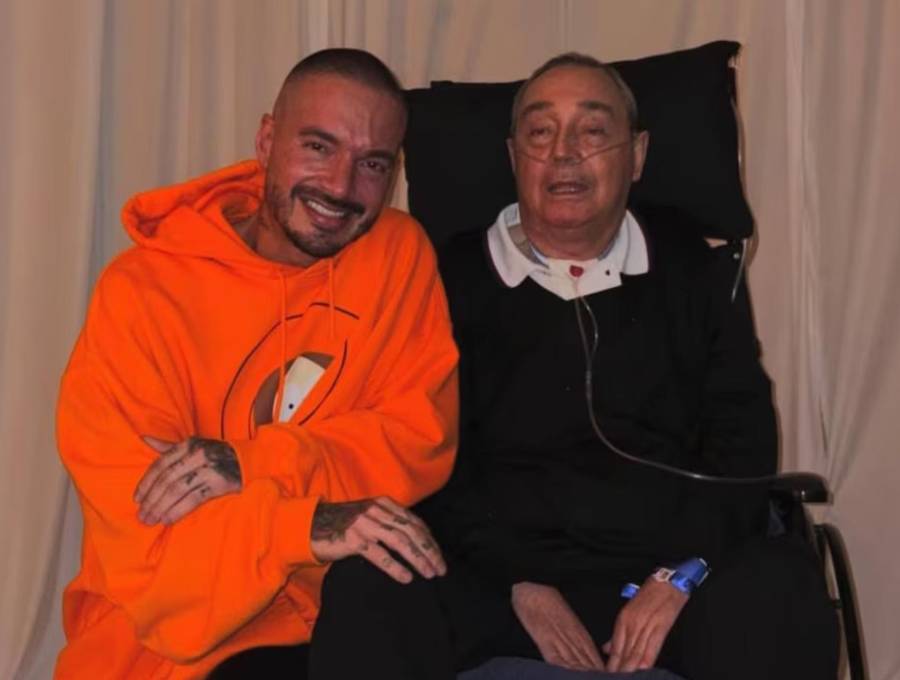 Luego del concierto en el Atanasio, el propio Luis Fernando Montoya utilizó sus plataformas digitales para expresar su gratitud hacia el artista urbano. FOTO: Tomada de redes sociales @profemontoya.oficial