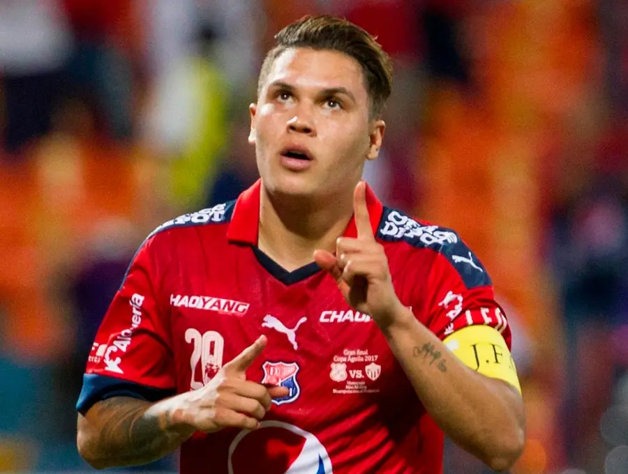El futbolista antioqueño Juan Fernando Quintero, de 33 años, tendría su segundo paso por el cuadro rojo. Foto: Manuel Saldarriaga