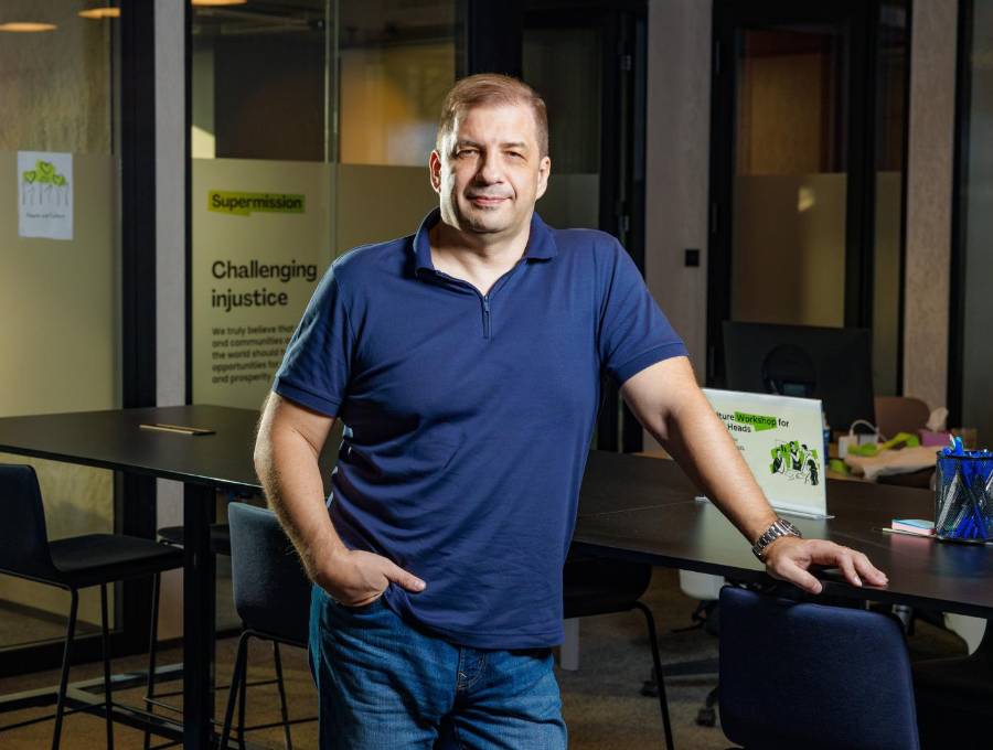 Yuri Misnik es el director de tecnología de inDrive, plataforma de movilidad presente en más de 40 países. La empresa aplica modelos de riesgo dinámico en tiempo real para prevenir incidentes antes de que ocurran. FOTO cortesía